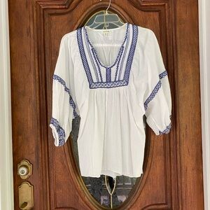 Max Studio top, size Medium